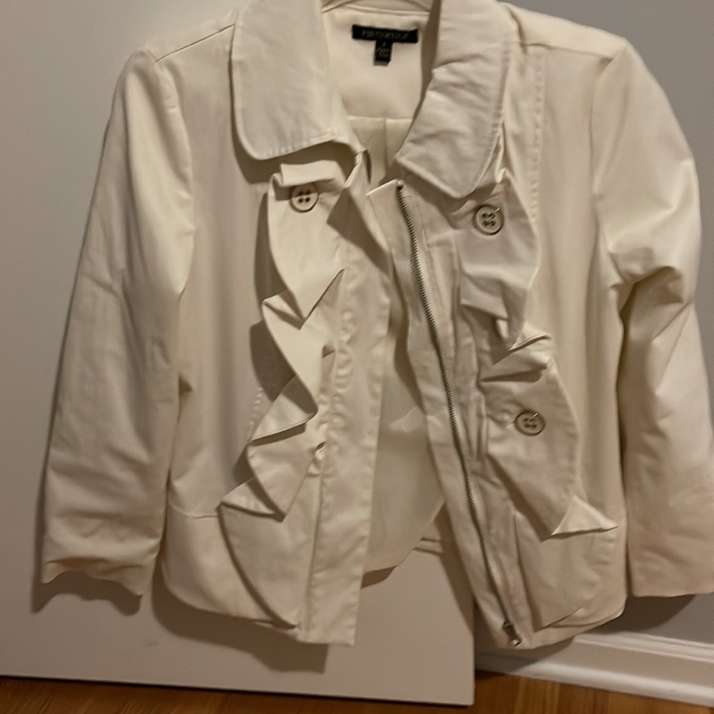 For Cynthia Ivory Ruffle Zip Front Jacket Size Small Lightweight - Picture 3 of 6